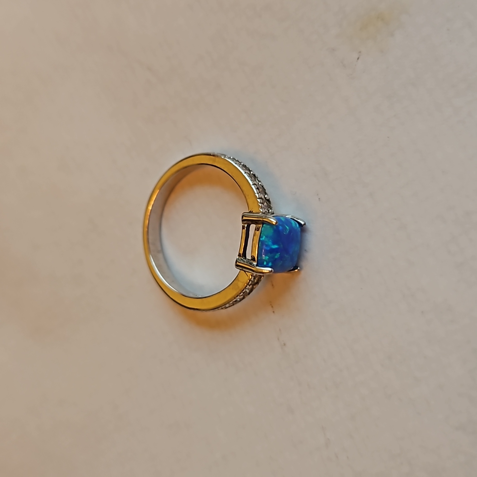 Ring Size 6 15$